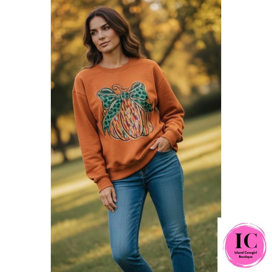 Hello Harvest Graphic Tee