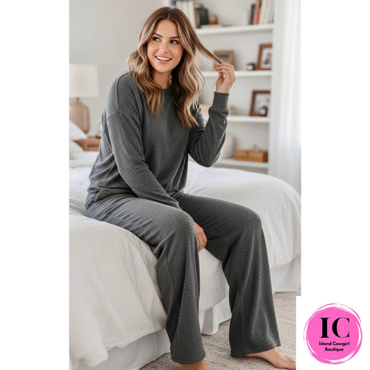 Feeling The Love Athleisure Black Set