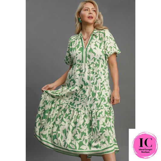 Curvy Girl Effortless Glow Emerald Maxi Dress