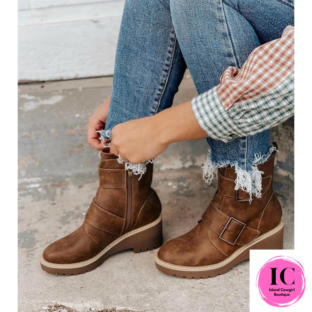 corky boots, women's trendy fall booties, Boutique booties